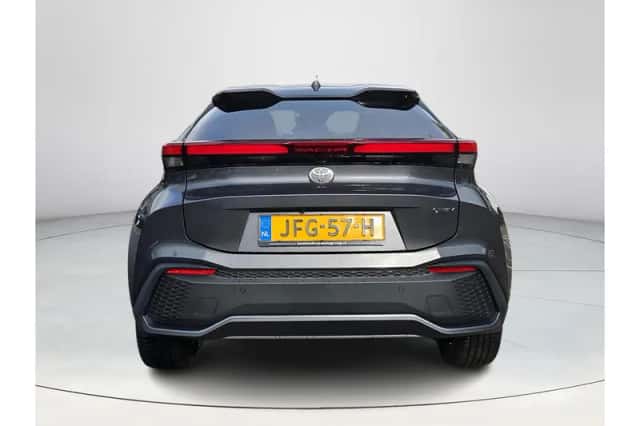 Toyota C-HR (2025) thumbnail 6