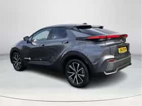 Toyota C-HR (2025) thumbnail 7