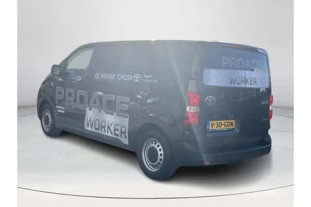 Toyota Proace (2024) thumbnail 3