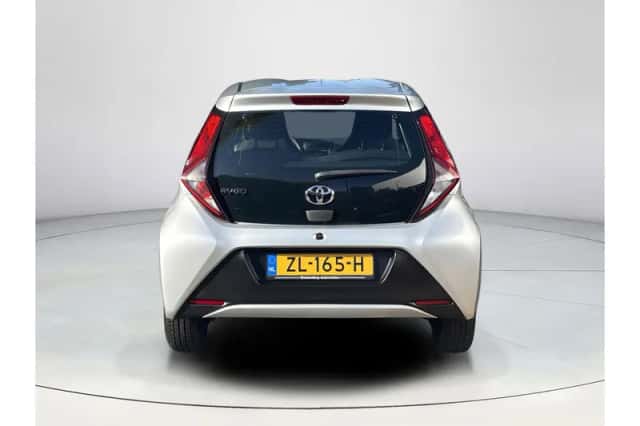 Toyota Aygo (2019) thumbnail 4
