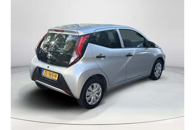 Toyota Aygo (2019) thumbnail 5