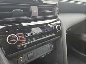 Toyota Yaris Cross (2025) thumbnail 24