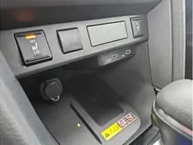Toyota Yaris Cross (2025) thumbnail 25