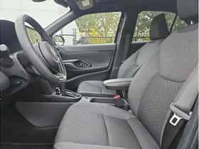 Toyota Yaris Cross (2025) thumbnail 10