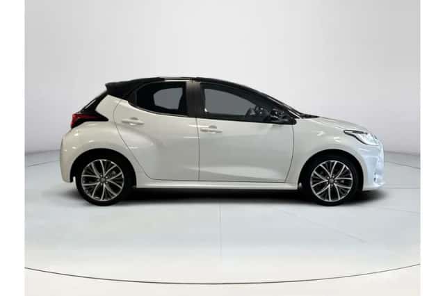 Toyota Yaris (2024) thumbnail 6