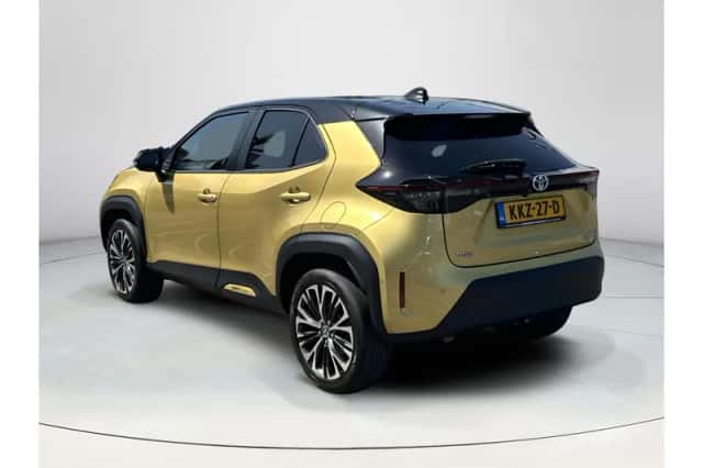 Toyota Yaris Cross (2022) thumbnail 3