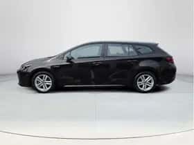 Toyota Corolla (2021) thumbnail 2