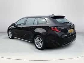 Toyota Corolla (2021) thumbnail 3