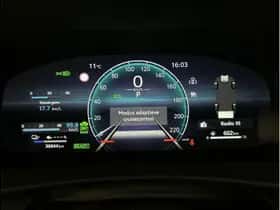 Toyota C-HR (2025) thumbnail 16