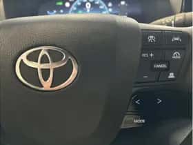 Toyota C-HR (2025) thumbnail 18