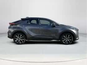Toyota C-HR (2025) thumbnail 6