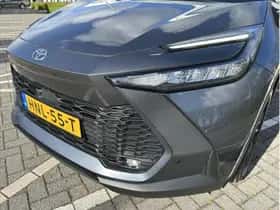 Toyota C-HR (2025) thumbnail 9