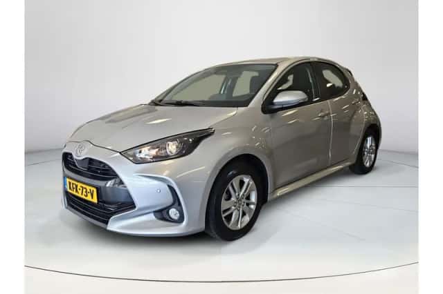 Toyota Yaris (2025) thumbnail 1