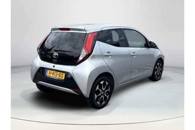 Toyota Aygo (2020) thumbnail 5