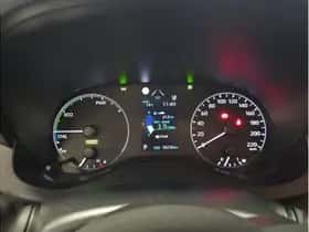 Toyota Yaris (2023) thumbnail 15