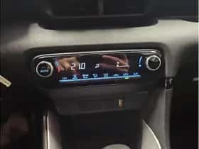 Toyota Yaris (2023) thumbnail 21