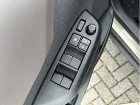 Toyota Yaris Cross (2024) thumbnail 28