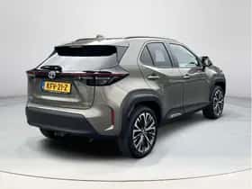 Toyota Yaris Cross (2024) thumbnail 5