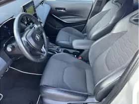 Toyota Corolla (2021) thumbnail 12