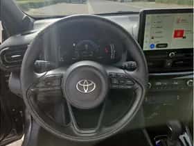 Toyota Yaris Cross (2025) thumbnail 16