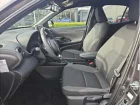 Toyota Yaris Cross (2025) thumbnail 10