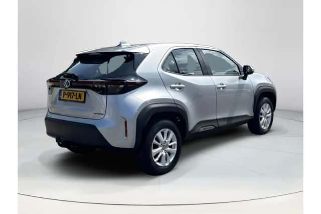 Toyota Yaris Cross (2022) thumbnail 5