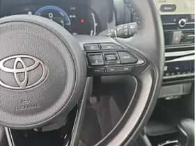 Toyota Yaris Cross (2024) thumbnail 18