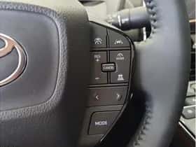 Toyota bZ4X (2024) thumbnail 16