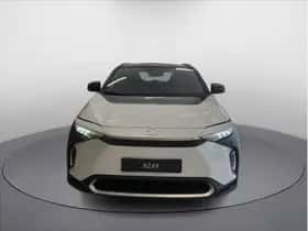 Toyota bZ4X (2024) thumbnail 8