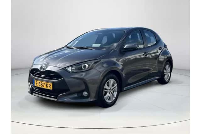 Toyota Yaris (2024) thumbnail 1