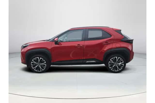 Toyota Yaris Cross (2023) thumbnail 2