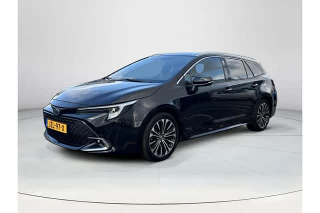Toyota Corolla (2024) thumbnail 1