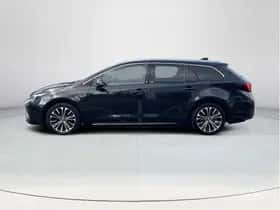 Toyota Corolla (2024) thumbnail 2