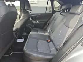 Toyota RAV4 (2019) thumbnail 11