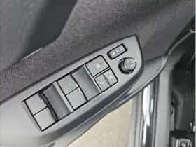 Toyota Yaris Cross (2025) thumbnail 23