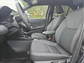 Toyota Yaris Cross (2025) thumbnail 10