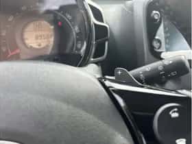 Toyota Aygo (2022) thumbnail 10