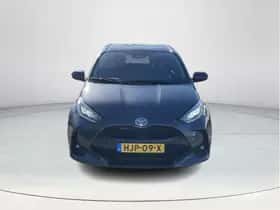 Toyota Yaris (2025) thumbnail 2
