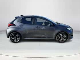 Toyota Yaris (2025) thumbnail 4