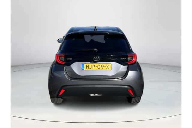 Toyota Yaris (2025) thumbnail 6