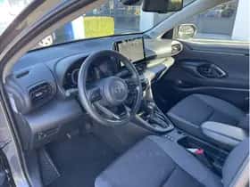 Toyota Yaris (2025) thumbnail 9