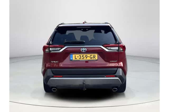 Toyota RAV4 (2021) thumbnail 4