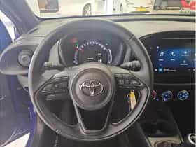 Toyota Aygo X (2025) thumbnail 15