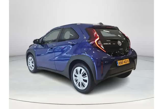 Toyota Aygo X (2025) thumbnail 3