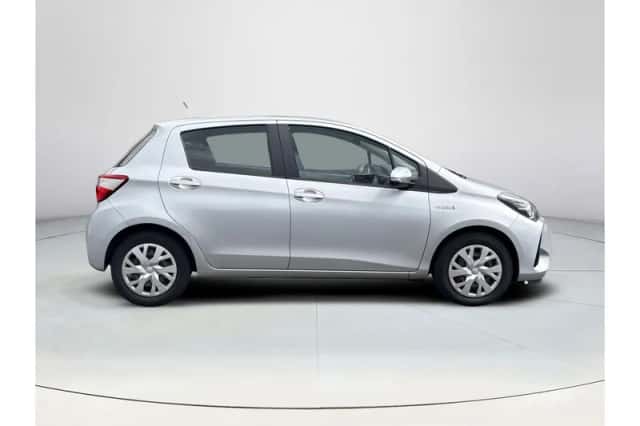 Toyota Yaris (2018) thumbnail 6