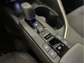 Toyota C-HR (2025) thumbnail 19