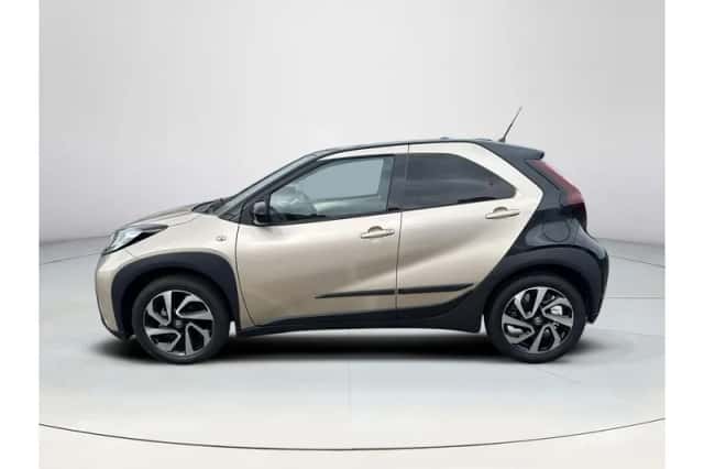 Toyota Aygo X (2024) thumbnail 2