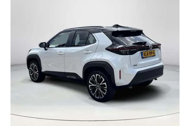 Toyota Yaris Cross (2023) thumbnail 3