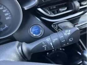 Toyota C-HR (2023) thumbnail 18