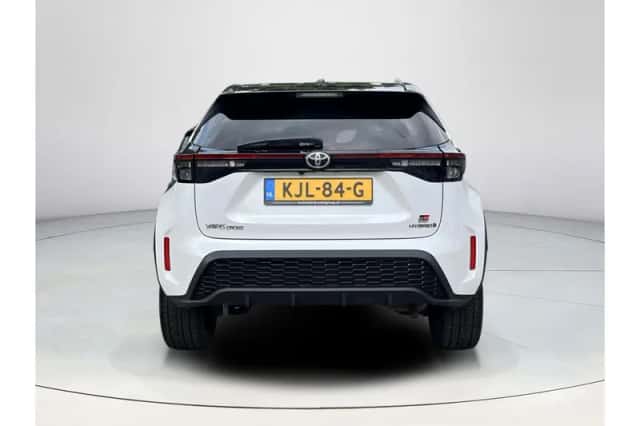 Toyota Yaris Cross (2023) thumbnail 4